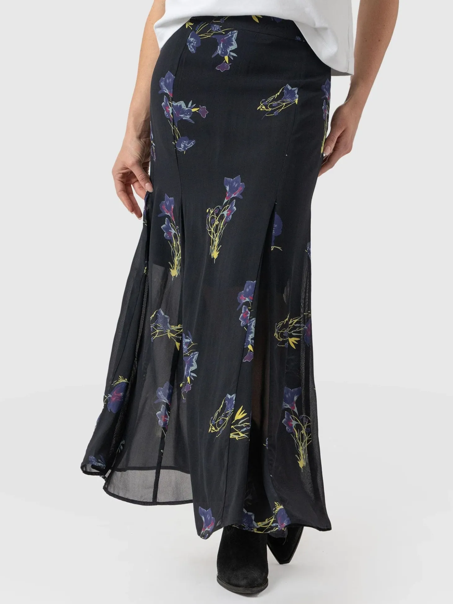 Audrey Skirt - Blue Lily Gardens