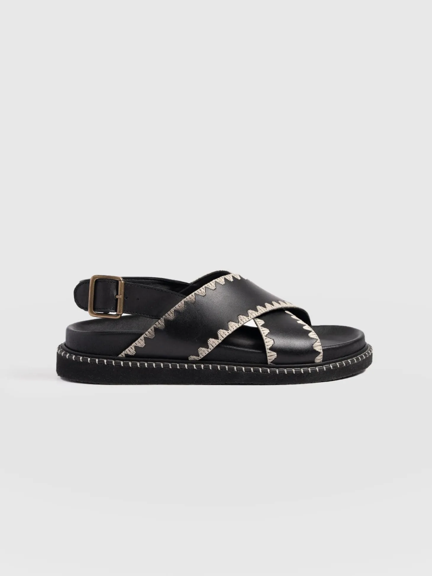 Bonnie Cross Over Sandals - Black