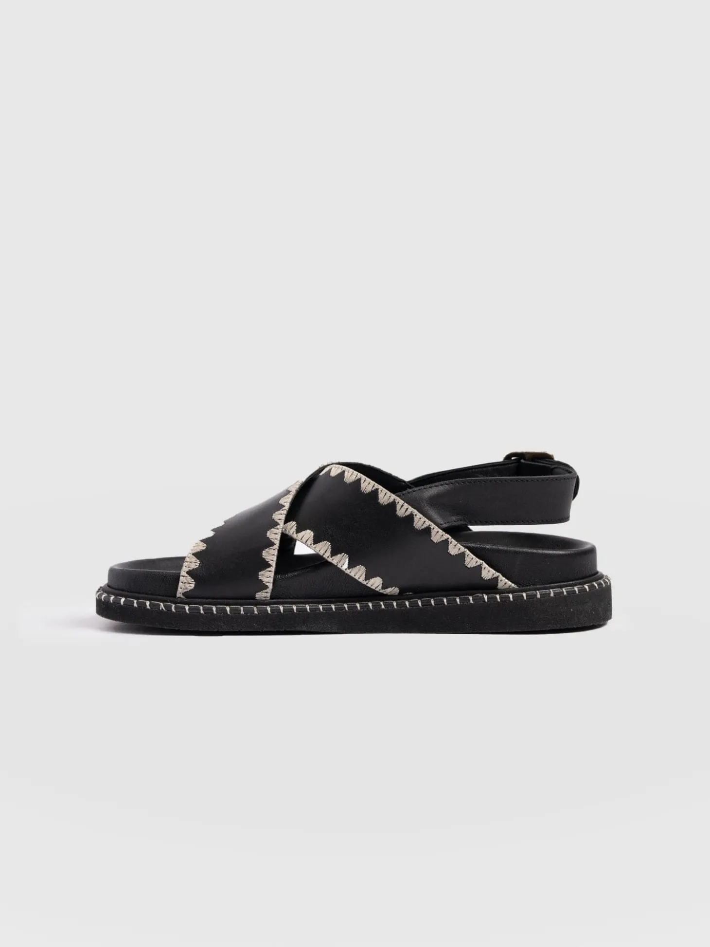 Bonnie Cross Over Sandals - Black