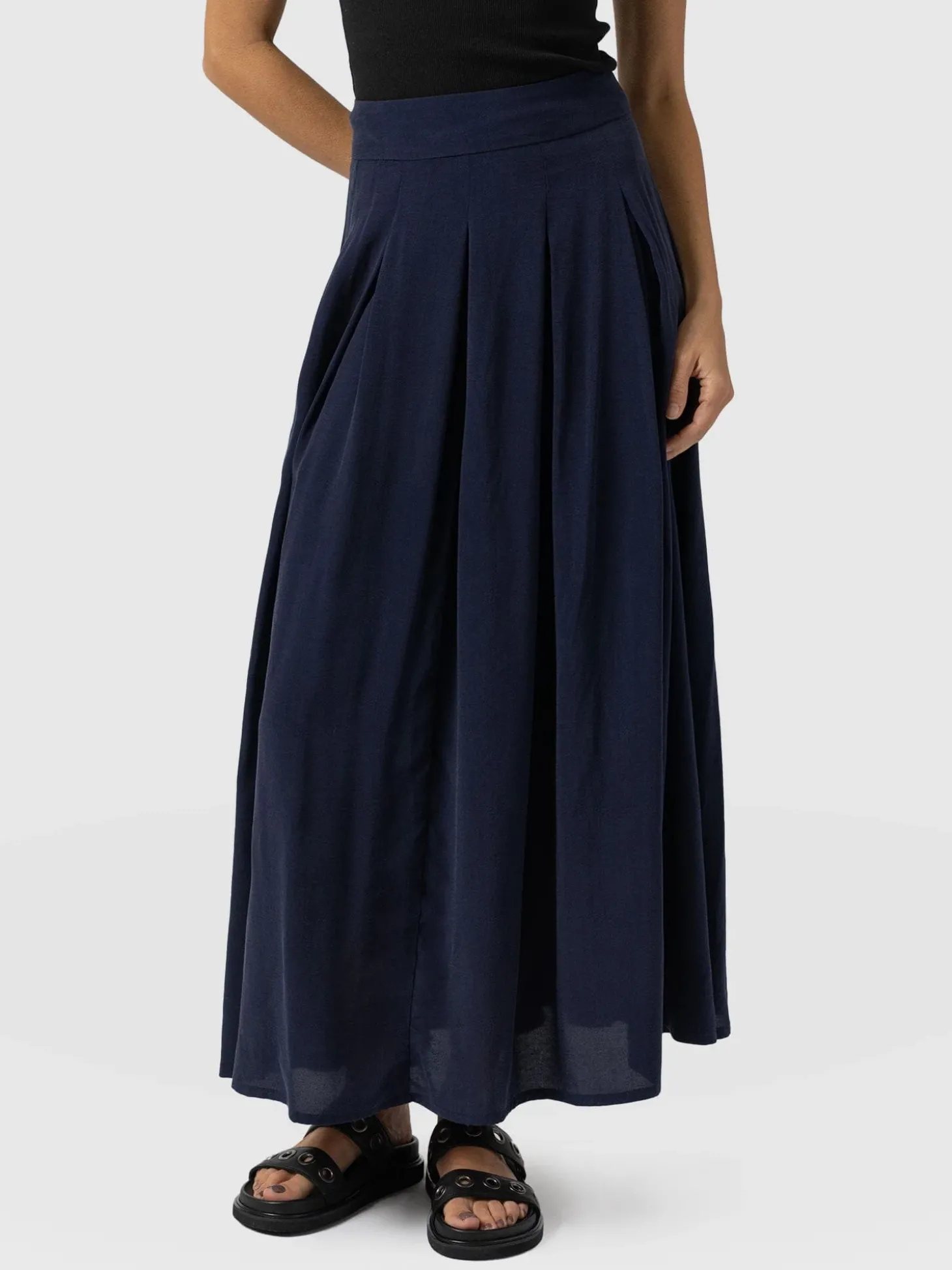Eliza Pleated Skirt - Navy