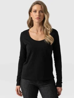 Scoop Neck Long Sleeve Tee - Black