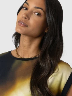 Turn Up Contrast Tee - Yellow Gradient